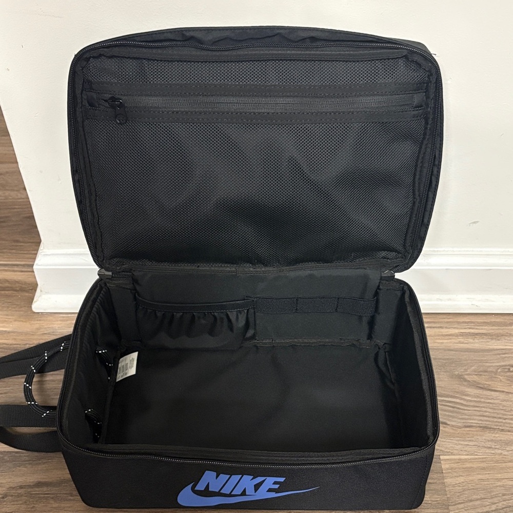 Nike Men's Black Duffel Bag with Blue Logo - Picture 2 of 11